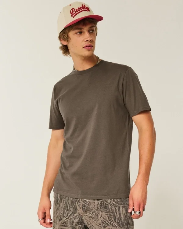 Crew-T-Shirt in klassischer Passform Crew-T-Shirt in klassischer Passform
