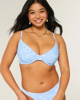 Curvy-Bikini-Oberteil mit Bügel und tiefem Ausschnitt