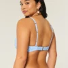 Curvy-Bikini-Oberteil mit Bügel und tiefem Ausschnitt