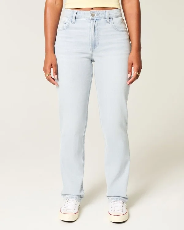 Curvy High-Rise Light Wash Straight Jeans Curvy High-Rise Light Wash Straight Jeans