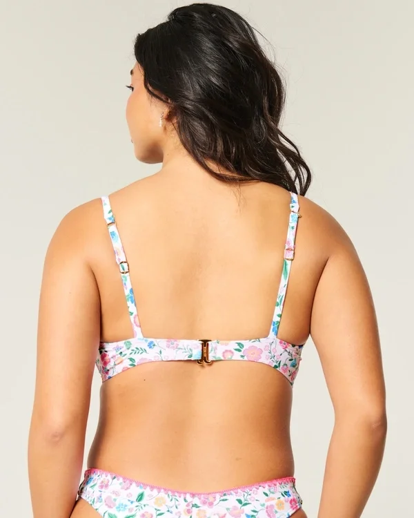 Curvy Plunge Bikini-Oberteil mit Bügel Curvy Plunge Bikini-Oberteil mit Bügel