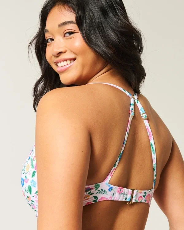 Curvy Plunge Bikini-Oberteil mit Bügel Curvy Plunge Bikini-Oberteil mit Bügel