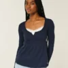 Einfach zu bindendes Henley-Babydoll-Oberteil Einfach zu bindendes Henley-Babydoll-Oberteil