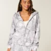 Einfach zu verschließender Camouflage-Hoodie Einfach zu verschließender Camouflage-Hoodie
