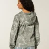 Einfach zu verschließender Camouflage-Hoodie Einfach zu verschließender Camouflage-Hoodie