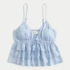 Einfache Bluse mit Stufen