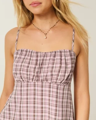 Einfaches trägerloses Babydoll-Oberteil