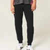 Entspannte Jogginghose mit Rippstrick Entspannte Jogginghose mit Rippstrick