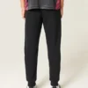 Entspannte Jogginghose mit Rippstrick Entspannte Jogginghose mit Rippstrick