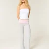 Faltbund-Strickhose mit ausgestelltem Bein Faltbund-Strickhose mit ausgestelltem Bein