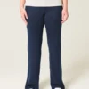 Faltbund-Strickhose mit ausgestelltem Bein Faltbund-Strickhose mit ausgestelltem Bein