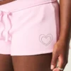 Fleece-Mini-Shorts mit Herz-Grafik