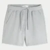 Fleece-Shorts über dem Knie Fleece-Shorts über dem Knie