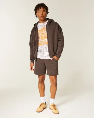 Fleece-Shorts über dem Knie