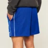 Fußballshorts aus Strick mit Logo, mittellang Fußballshorts aus Strick mit Logo, mittellang
