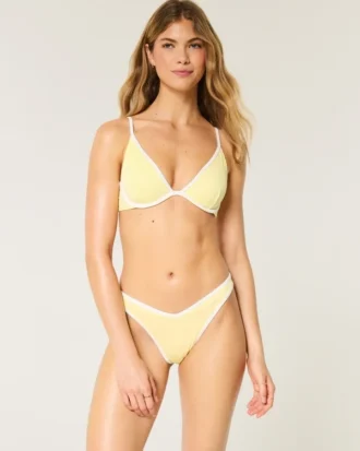 Gerippte Bikinihose mit hohem Beinausschnitt und V-förmigem Bund