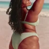 Gerippte Cheekiest-Bikinihose mit hohem Beinausschnitt