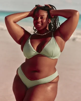 Gerippte Cheekiest-Bikinihose mit hohem Beinausschnitt