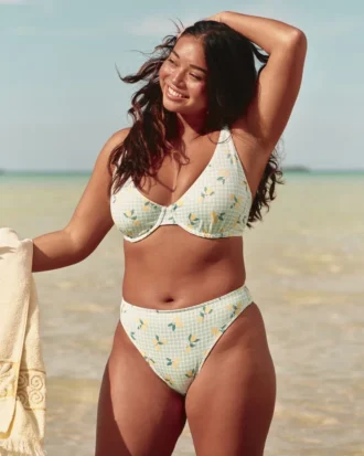 Gerippte Cheekiest-Bikinihose mit hohem Beinausschnitt