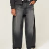Gewaschene schwarze Baggy-Jeans mit Grafik Gewaschene schwarze Baggy-Jeans mit Grafik