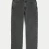 Gewaschene schwarze Loose-Jeans Gewaschene schwarze Loose-Jeans