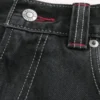 Gewaschene schwarze Skater-Baggy-Jeans mit Good Luck-Stickerei Gewaschene schwarze Skater-Baggy-Jeans mit Good Luck-Stickerei