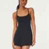 Gilly Hicks Active A-Linien-Kleid mit Trägern am Rücken