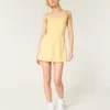 Gilly Hicks Active Kleid mit Riemchen am Rücken Gilly Hicks Active Kleid mit Riemchen am Rücken