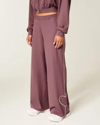 Gilly Hicks Active Recharge Baggy-Hose mit Herzspitzen