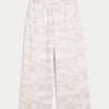 Gilly Hicks Active Recharge Baggy-Hose mit Herzspitzen Gilly Hicks Active Recharge Baggy-Hose mit Herzspitzen