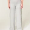Gilly Hicks Active Recharge Foldover-Hose mit weitem Bein Gilly Hicks Active Recharge Foldover-Hose mit weitem Bein