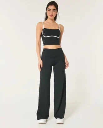 Gilly Hicks Active Recharge Hose mit weitem Bein