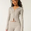 Gilly Hicks Gemütlicher Sweater-Strick-Hoodie mit Reißverschluss Gilly Hicks Gemütlicher Sweater-Strick-Hoodie mit Reißverschluss