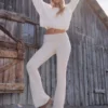 Gilly Hicks Sweater-Strickhose mit umgeschlagenem Bund und ausgestelltem Bein Gilly Hicks Sweater-Strickhose mit umgeschlagenem Bund und ausgestelltem Bein