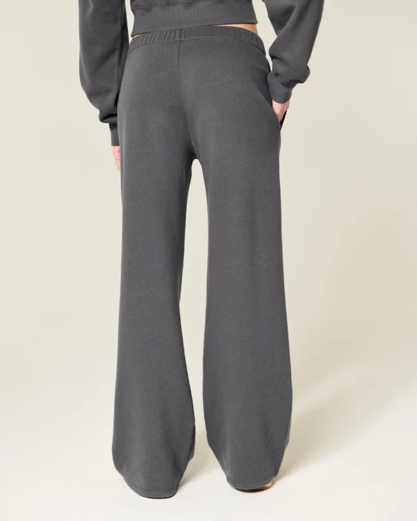 Glitzerndes Logo-Grafik Wide-Leg Sweatpants Glitzerndes Logo-Grafik Wide-Leg Sweatpants