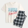 Grafik-T-Shirt und Flanell-Schlafanzughose Grafik-T-Shirt und Flanell-Schlafanzughose