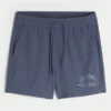 Grafische Active-Shorts in mittlerer Länge Grafische Active-Shorts in mittlerer Länge