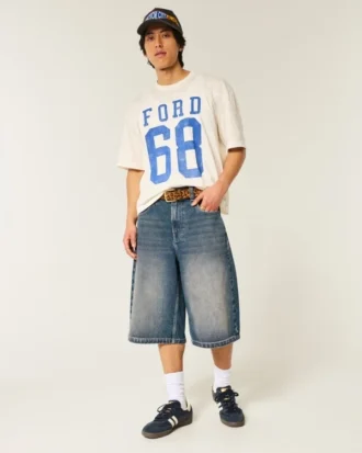 Halbhose aus mittelblauem Denim