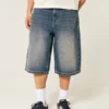 Halbhose aus mittelblauem Denim