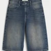 Halbhose aus mittelblauem Denim