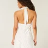 Halterkleid aus Crêpe mit offenem Rücken Halterkleid aus Crêpe mit offenem Rücken