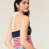 Haltertop im Häkelstil mit amerikanischer Flagge Haltertop im Häkelstil mit amerikanischer Flagge