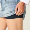 Hellblau gewaschene Mini-Skort mit Nieten