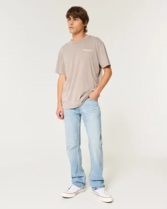 Hellblaue Bootcut-Jeans