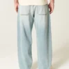 Hellblaue Skater-Baggy-Jeans Hellblaue Skater-Baggy-Jeans