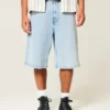 Hellblaue, superweite Jeansshorts Hellblaue, superweite Jeansshorts