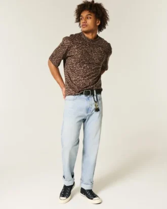 Helle, locker sitzende Jeans
