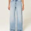 Hoch geschnittene Baggy-Jeans in mittlerer Waschung Hoch geschnittene Baggy-Jeans in mittlerer Waschung