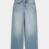 Hoch geschnittene Baggy-Jeans in mittlerer Waschung Hoch geschnittene Baggy-Jeans in mittlerer Waschung