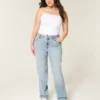 Hoch geschnittene, hell gewaschene Straight-Jeans Hoch geschnittene, hell gewaschene Straight-Jeans